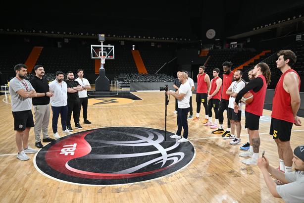 MSK, Anadolu Efes’e hazırlanıyor