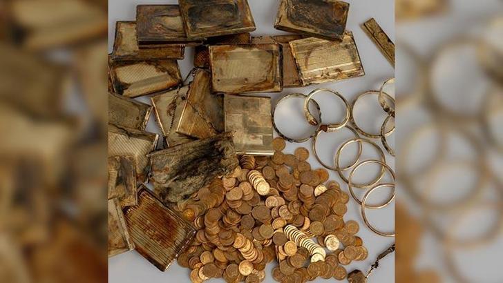 Çekya'da doğa yürüyüşü yapan iki kişi hazine buldu