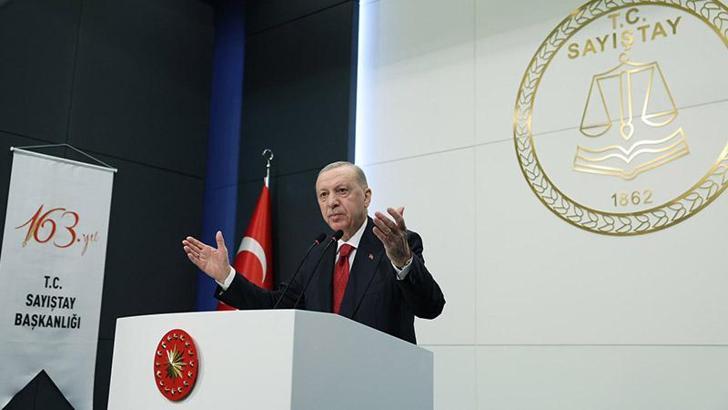 Cumhurbaşkanı Erdoğan: Türkiye'de hiç kimse hukukun üstünde değildir