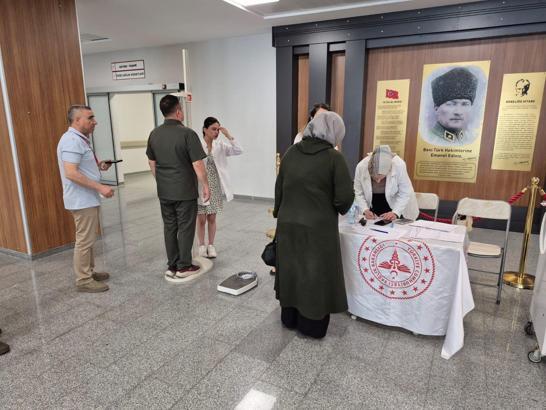 Boy ve kilo ölçümleriyle vatandaşlar sağlıklı yaşama yönlendiriliyor