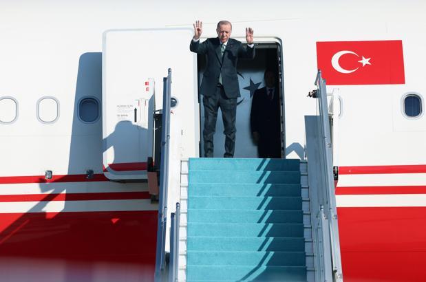Cumhurbaşkanı Erdoğan, Azerbaycan'a gitti