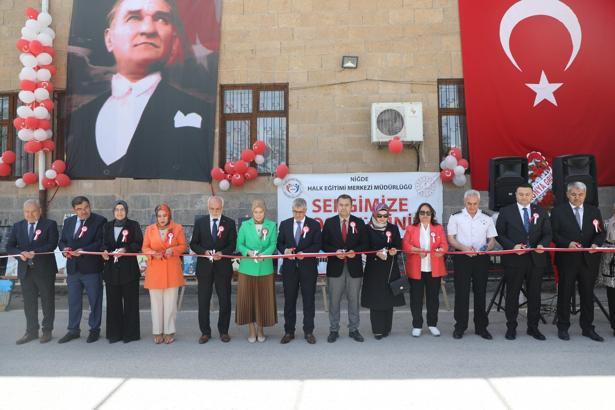 Niğde’de Hayat Boyu Öğrenme Haftası sergisi açıldı