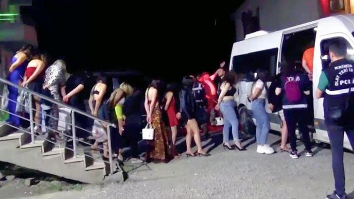 Iğdır'da insan ticareti ve fuhuş operasyonunda kurtarılan 107 kadın, sınır dışı edildi