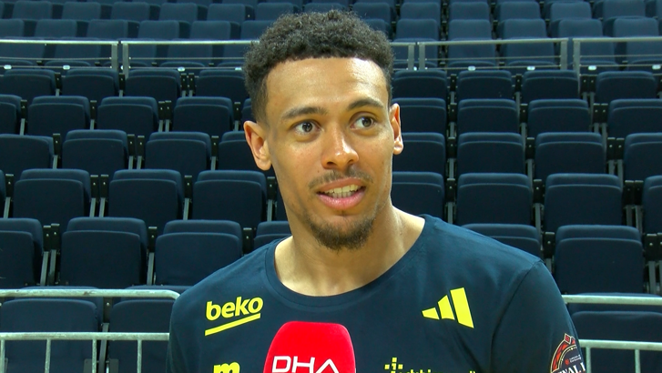 EuroLeague şampiyonu Fenerbahçe Beko’da forma giyen Wade Baldwin ve Devon Hall, DHA’ya konuştu