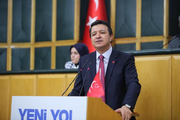 Davutoğlu, Babacan ve Arıkan grup toplantısında konuştu