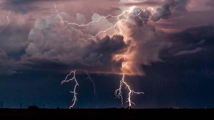 ABD'de fırtına: 160 binden fazla kişi elektriksiz kaldı