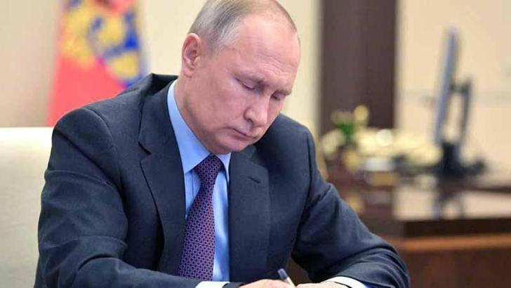 Rusya Devlet Başkanı Putin, Azerbaycan Bağımsızlık Günü’nü kutladı