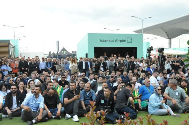 İGA CEO'su Bilgen: 4’üncü pistte ciddi ilerleme sağladık, yatırımlarımız devam ediyor