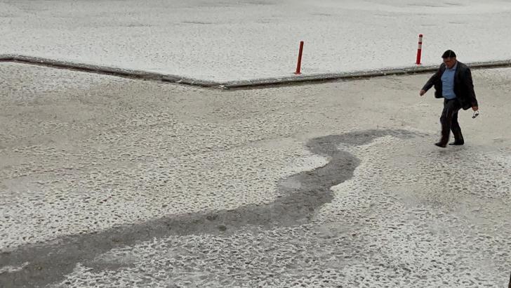 Ardahan’da dolu etkili oldu