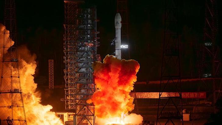 Çin, asteroit keşfi için 'Tianwen-2’yi uzaya gönderdi