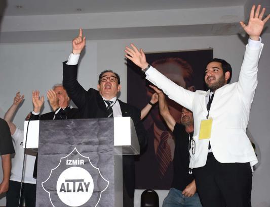 Altay'da baba oğul aynı yönetimde