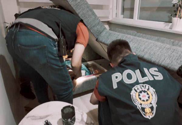 Rüşvet operasyonunda 2 tutuklama