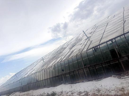 Antalya'da dolu tarım alanlarını vurdu, seralar ve ürünler zarar gördü