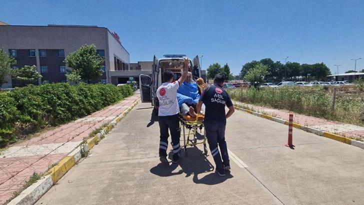 Yaktıkları ateşi söndürmeye çalışırken yaralandılar