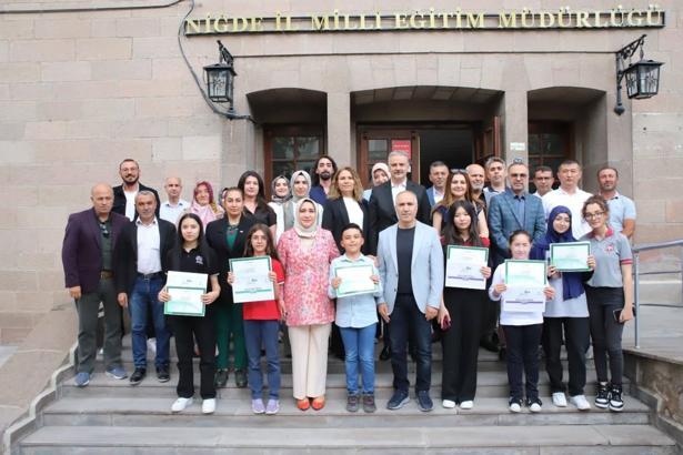 Sağlıklı Nesil Sağlıklı Gelecek Yarışması'nda öğrenciler ödüllendirildi