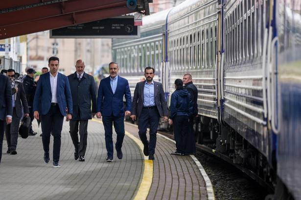 Bakan Fidan: Konunun iyimser bir şekil almaya başladığını görüyorum