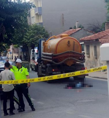 Tekirdağ'da vidanjörün çarptığı yaya öldü