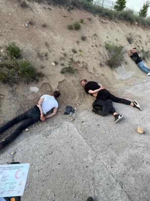 'Dur' ihtarına uymayıp, sürücüsünün 40 kilometre kaçtığı araçtan suç makineleri çıktı