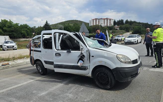 Bucak'ta kaza: 3 yaralı