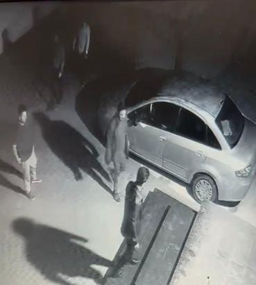 Ayrılmak isteyince zorla parasını alıp senet imzalattığını iddia ettiği sevgilisinden şikayetçi oldu