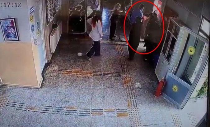 Okul müdürü, nefes borusuna yiyecek kaçan öğrenciyi Heimlich manevrasıyla kurtardı