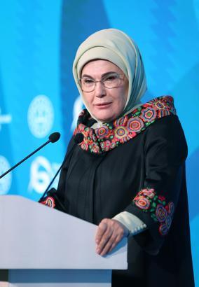 İstanbul - Emine Erdoğan, 'Gastronomi Liseleri Projesi' tanıtım programına katıldı