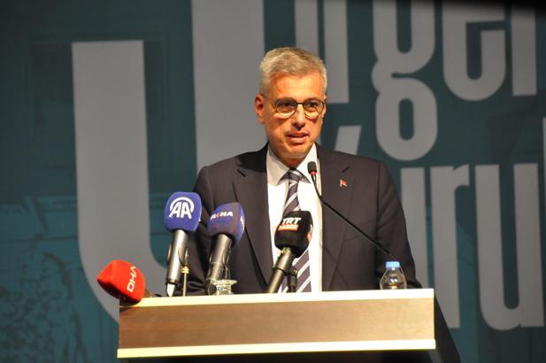 Bakan Memişoğlu: Türkiye sağlık hizmetleri anlamında örnek gösterilen ülkelerden bir tanesi (2)