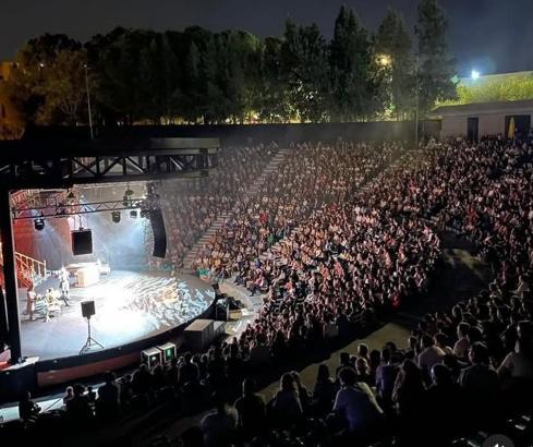 Amedeus oyunu Adana’da izleyicilerle buluştu