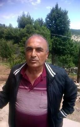 Sağanak altında torunu ile İstiklal Marşı'nı dinlediler (2)