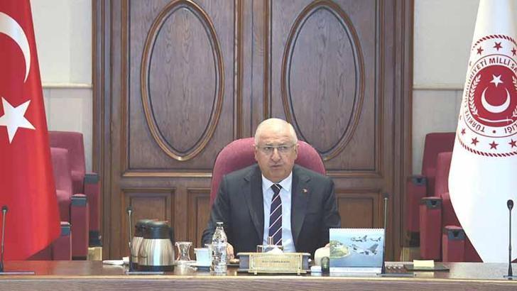 Bakan Güler: Hava Kuvvetlerimizi en gelişmiş silahlarla donatmaya devam edeceğiz