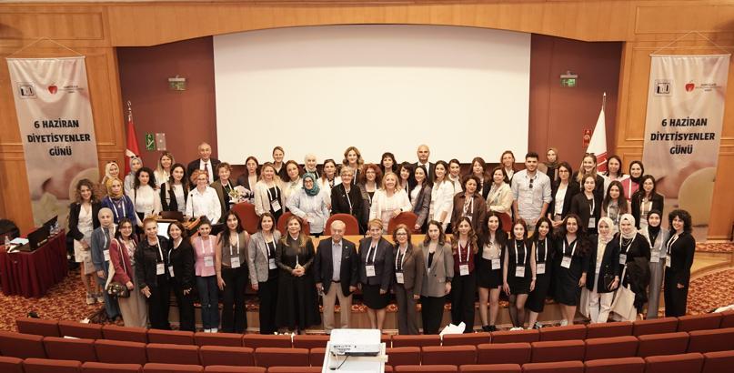 Sabri Ülker Vakfı, 6 Haziran Diyetisyenler Günü’nü kutladı