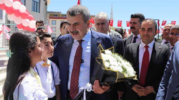 Bakan Tekin: Eğitim, birinci sırada