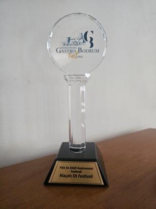 14. Alaçatı Ot Festivali, 'Yılın En Etkili Gastronomi Festivali' seçildi