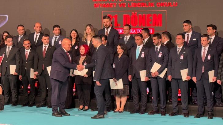 MHP Siyaset ve Liderlik Okulu, yeni mezunlarını verdi