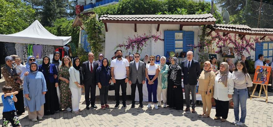 Eğil’de Halk Eğitim Merkezi kursiyerlerinden yılsonu sergisi