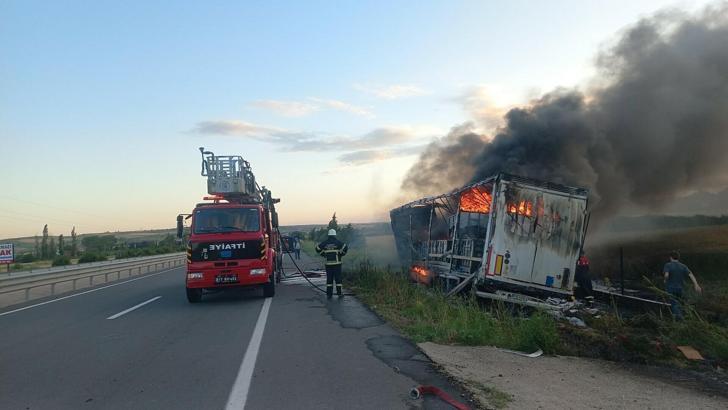 Yanan TIR'ın şoförü 3 promil alkollü çıktı