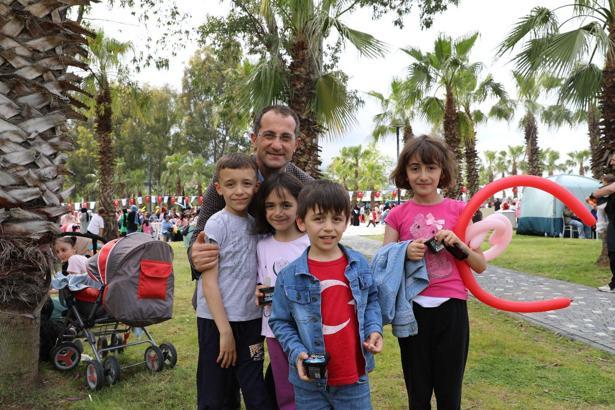 Akçaabat Belediyesi'nden çocuklara renkli şenlik