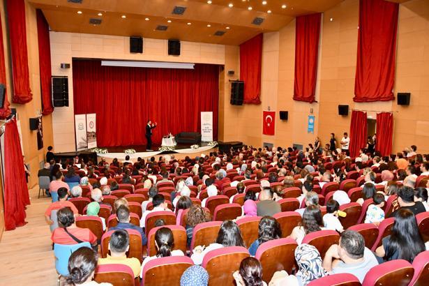 Silifke’de velilere ve eğitimcilere yönelik söyleşi