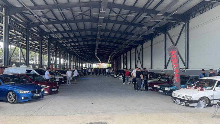 Pamukova'da modifiyeli araçlar sergilendi