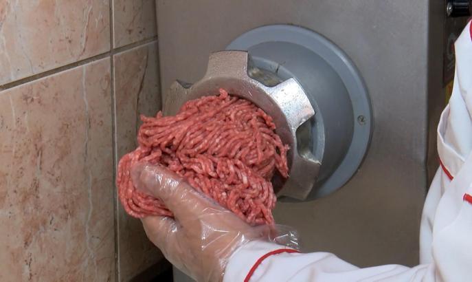 Yetkisiz, hijyensiz kıyma çekene 63 bin 82 lira ceza