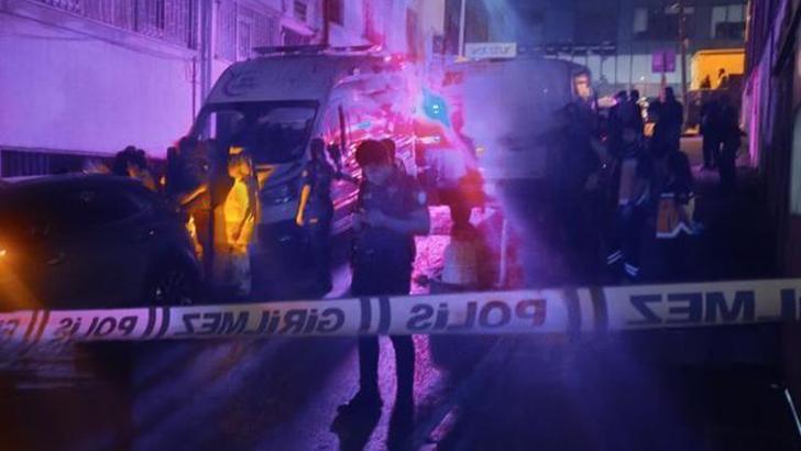 Kağıthane'de düÄŸün çıkışı cinayet: Başına taÅŸla vurarak öldürdü; kimlik iÅŸlemleri için gittiÄŸi polis merkezinde yakalandı