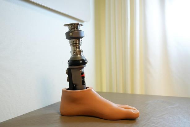 Prof. Dr. Adnan Kara: Osseoıntegrasyon sayesinde doğal yürüyüş mümkün