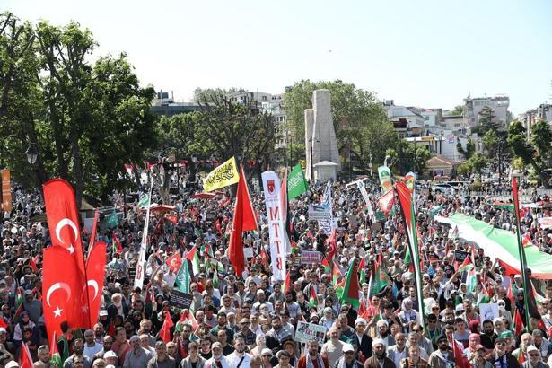 İstanbul'da Filistin’in özgürlüğü için yürüyüş düzenlendi