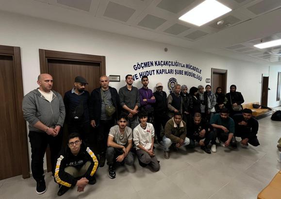 Tekirdağ'da 21 kaçak göçmen yakalandı