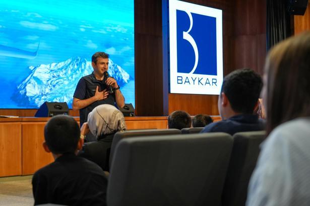 Bakan Göktaş, devlet korumasındaki çocuklarla Baykar Teknoloji'yi ziyaret etti