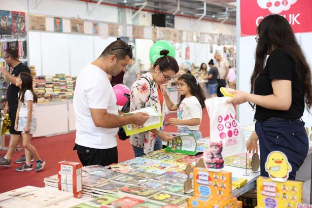 Aydın'da yazar, sanatçı ve bilim insanının Aydınlılar ile buluşturan fuar