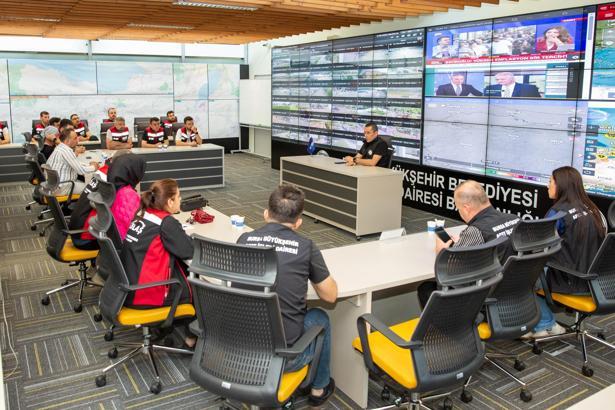 BUSKİ ve BURULAŞ arama kurtarma ekipleriyle AKOM’da istişare toplantısı