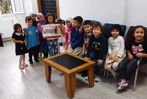 Osmaniye’de, minik öğrencilerden Gazze’ye anlamlı bağış