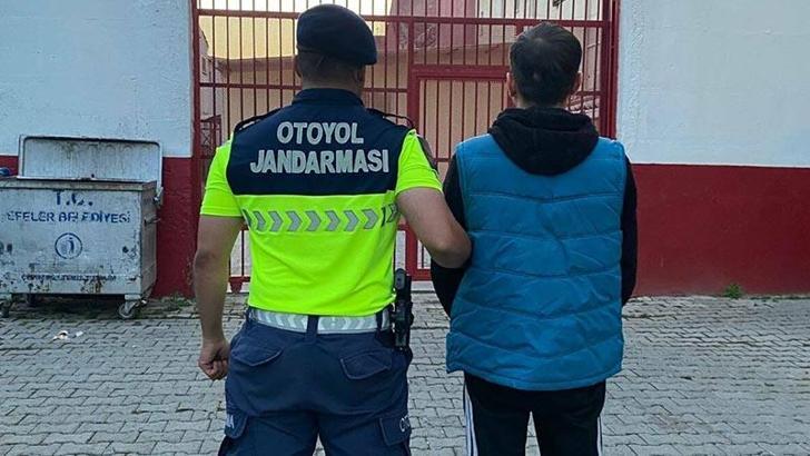 Terör örgütü üyesi, kaçak göçmenlerle birlikte yakalandı