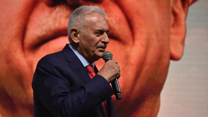 Binali Yıldırım: İzmir bunu asla hak etmiyor